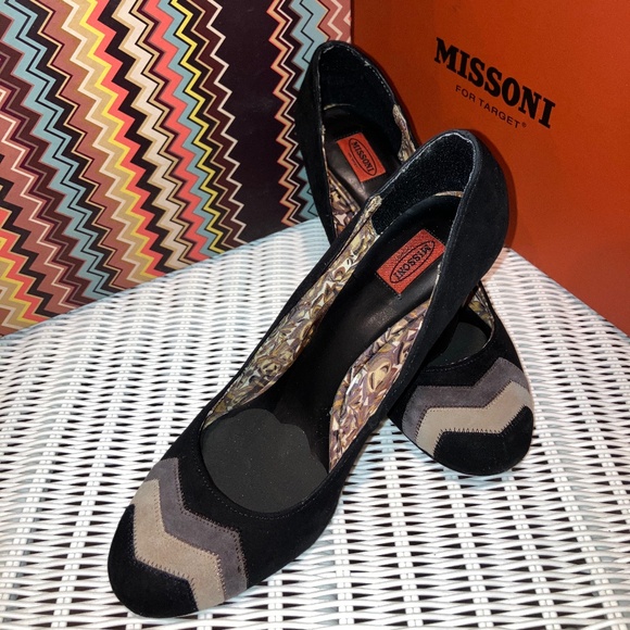 Missioni for Target Heels Brown Suede Chevron/Herringbone Pattern - Picture 1 of 16